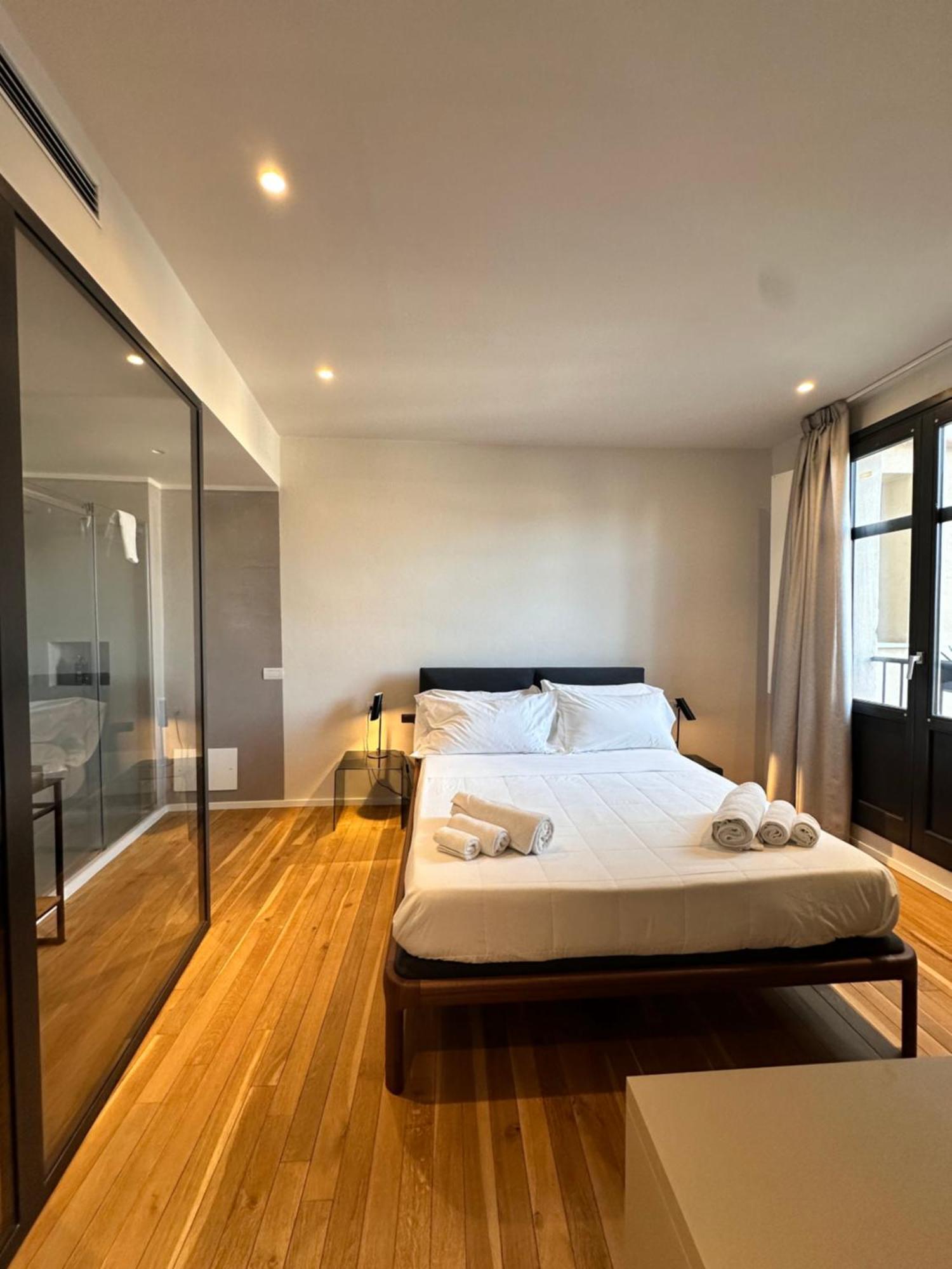 Two-Bedroom Apartment,1515983227:JPEG