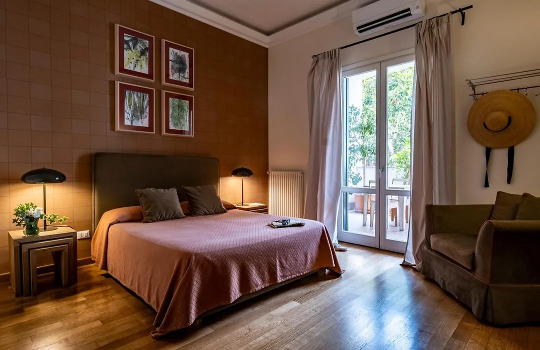 Bb 22 Charming Rooms & Apartments-1